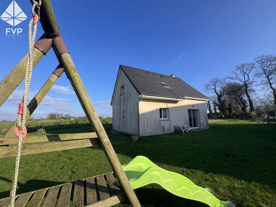 Maison - 104 m² - 5 pièces