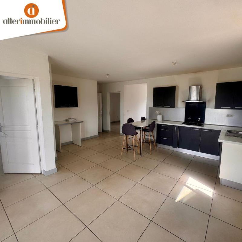 Appartement - 80 m² - 4 pièces