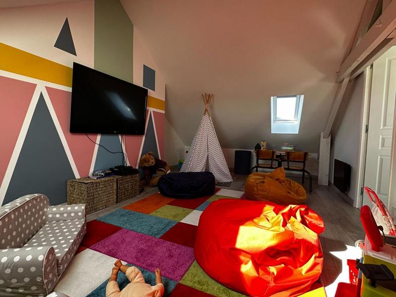 Maison - 170 m² - 8 pièces