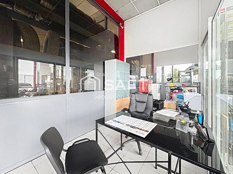 Local commercial - 1 485 m² - 10 pièces