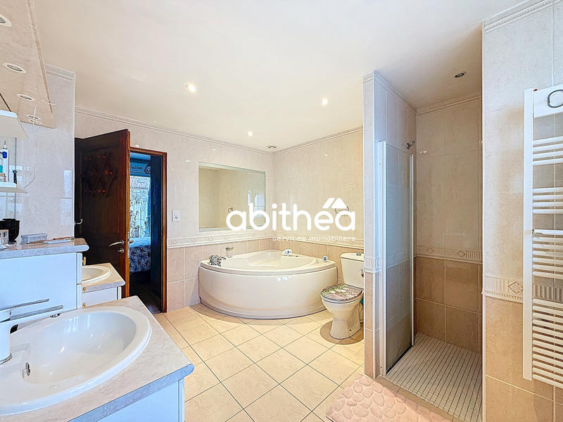 Maison - 135 m² - 5 pièces