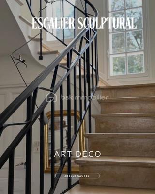 Propriété - 415 m² - 7 pièces