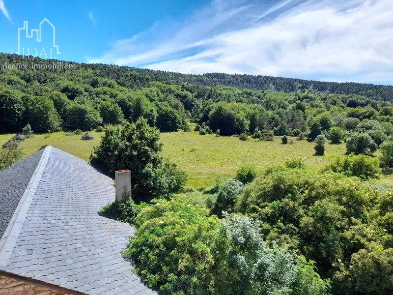 Maison chambre d'hôtes - 422 m²