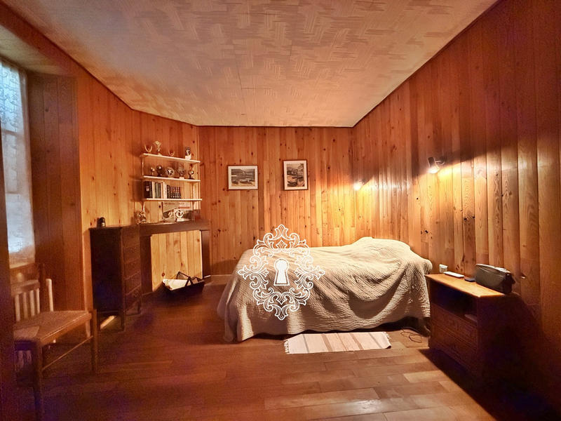 Maison - 101 m² - 5 pièces