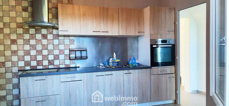 Immeuble - 360 m² - 16 pièces