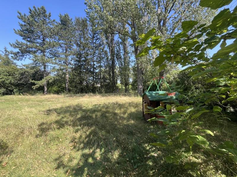 Terrain constructible - 807 m²