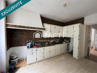 Maison - 186 m² - 7 pièces