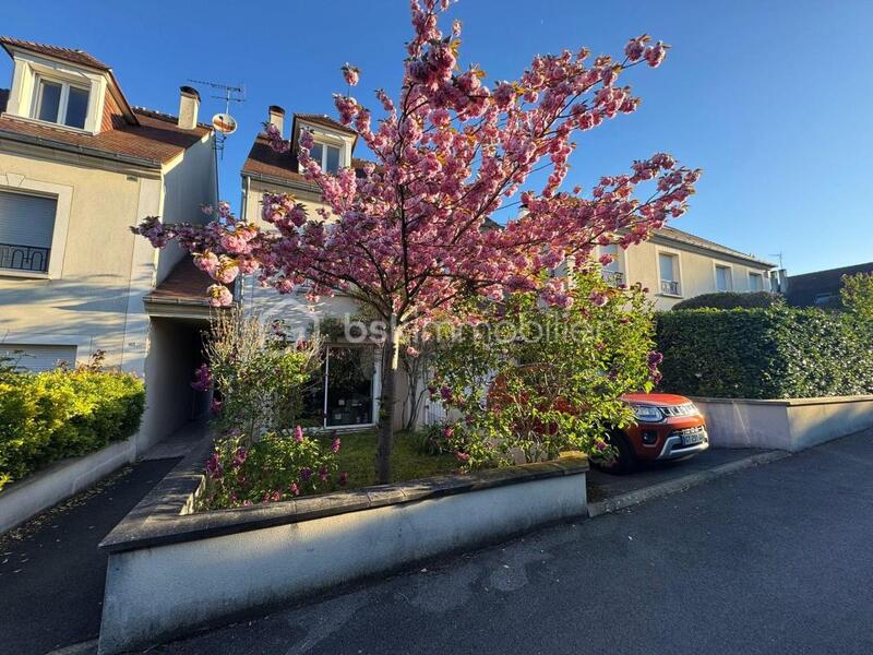 Maison - 138 m² - 7 pièces