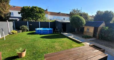 Maison - 99 m² - 5 pièces