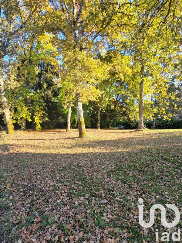 Maison - 280 m² - 9 pièces