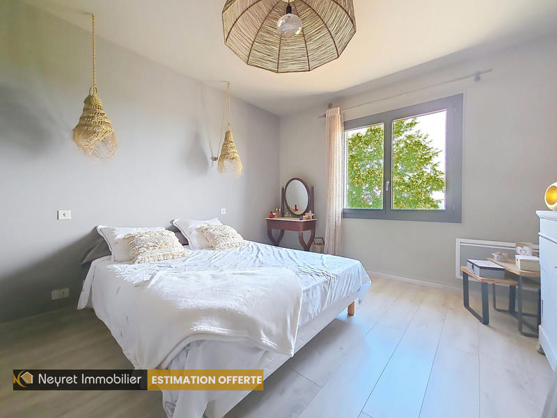 Maison - 142 m² - 6 pièces