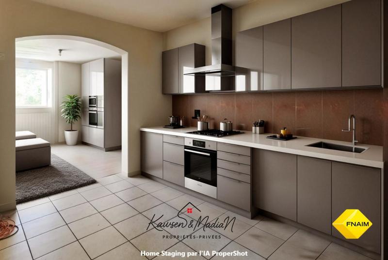 Immeuble - 250 m² - 18 pièces