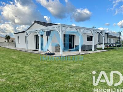 Maison - 103 m² - 5 pièces