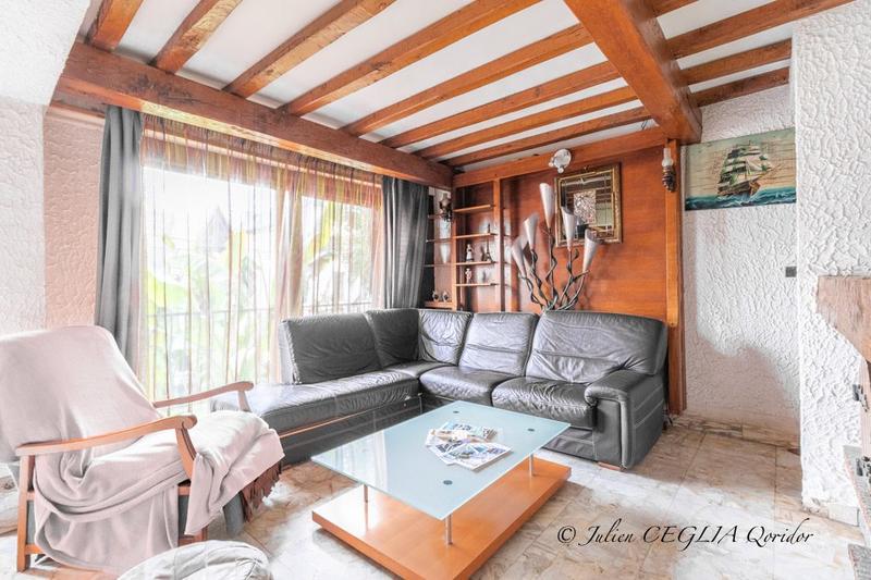 Maison traditionnelle - 175 m² - 7 pièces