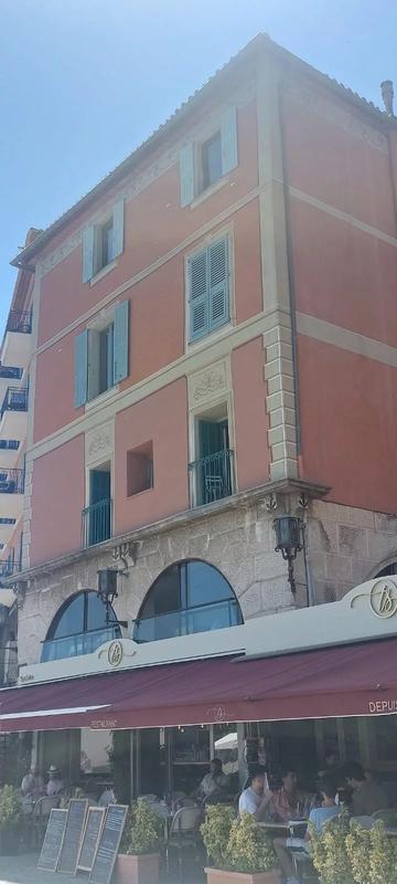 Appartement - 61 m² - 2 pièces