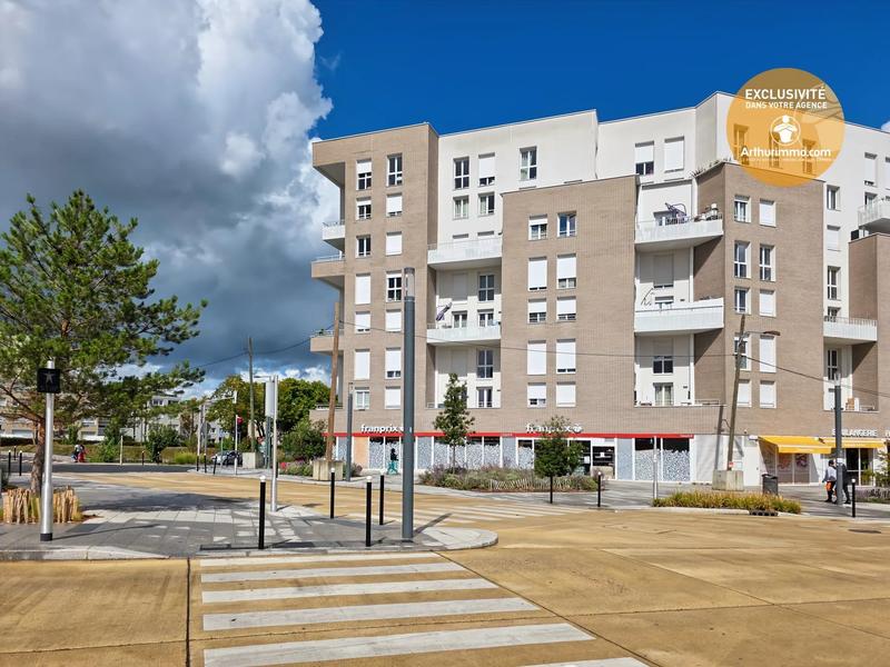 Parking / Garage - 14 m²