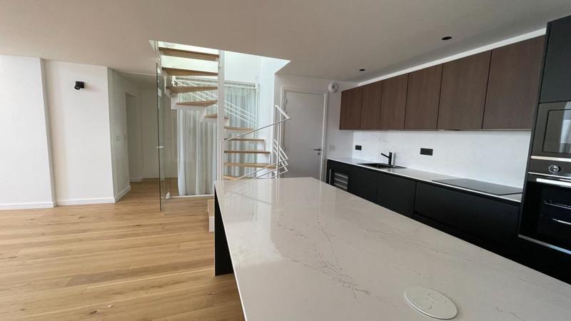 Appartement - 100 m² - 4 pièces