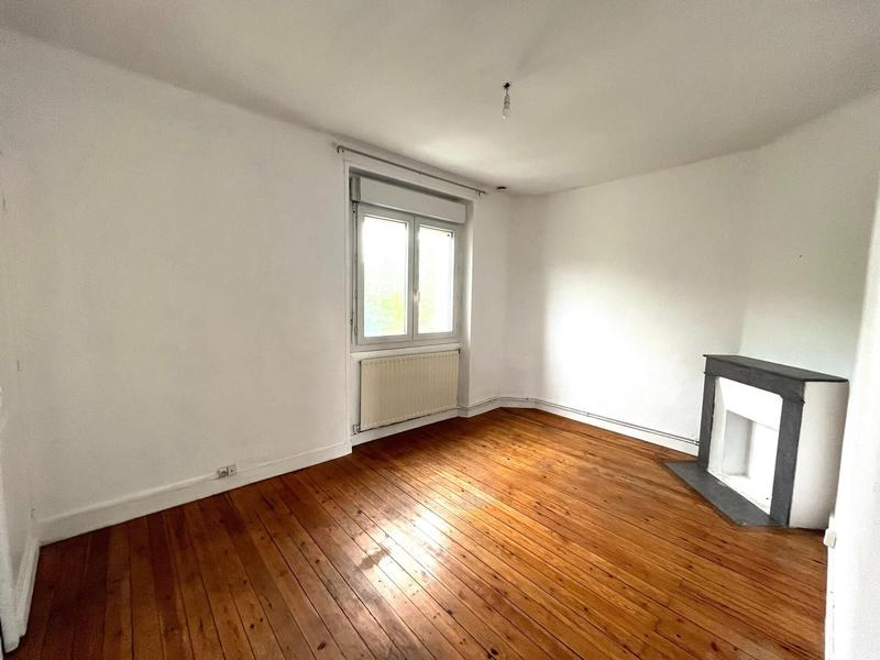 Maison - 205 m² - 10 pièces