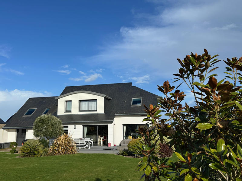 Maison - 200 m² - 6 pièces