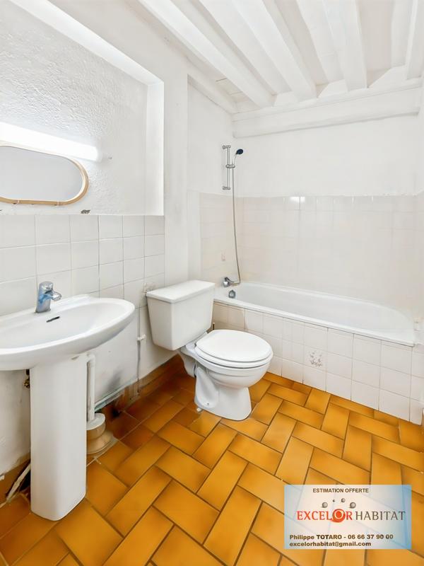 Immeuble - 130 m² - 6 pièces