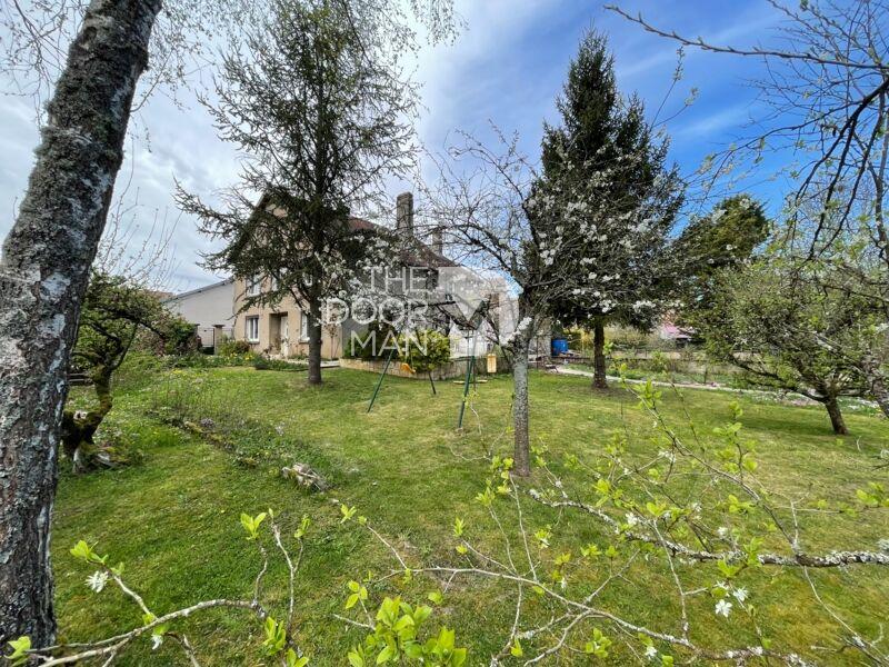 Maison - 183 m² - 8 pièces