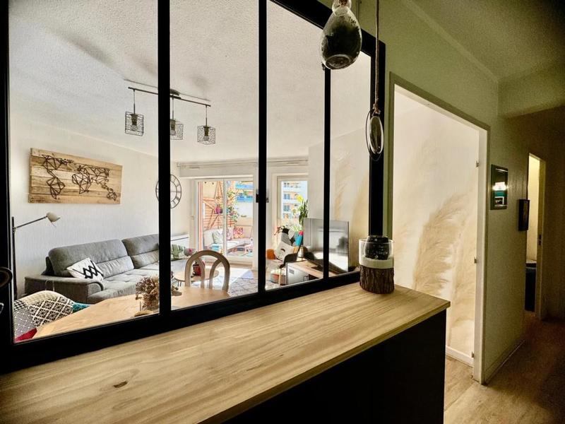 Appartement - 85 m² - 4 pièces