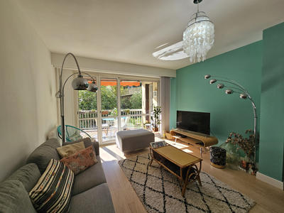 Appartement - 103 m² - 5 pièces