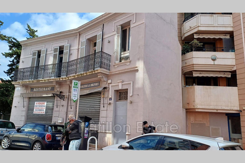 Local commercial - 200 m²