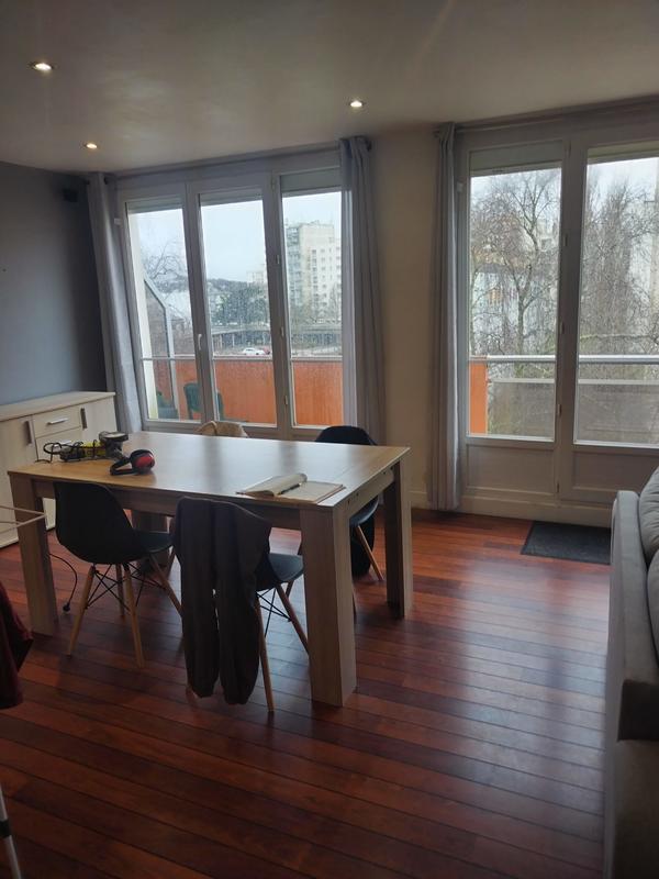 Appartement - 94 m² - 5 pièces
