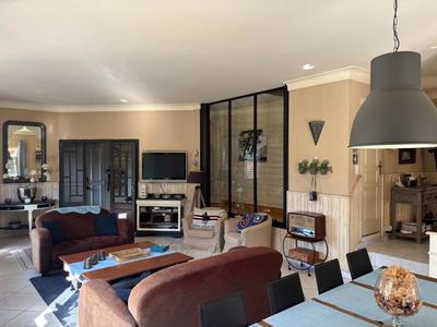 Maison - 156 m² - 4 pièces