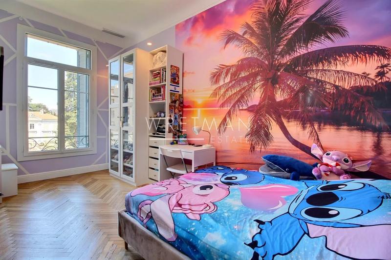 Appartement - 84 m² - 4 pièces