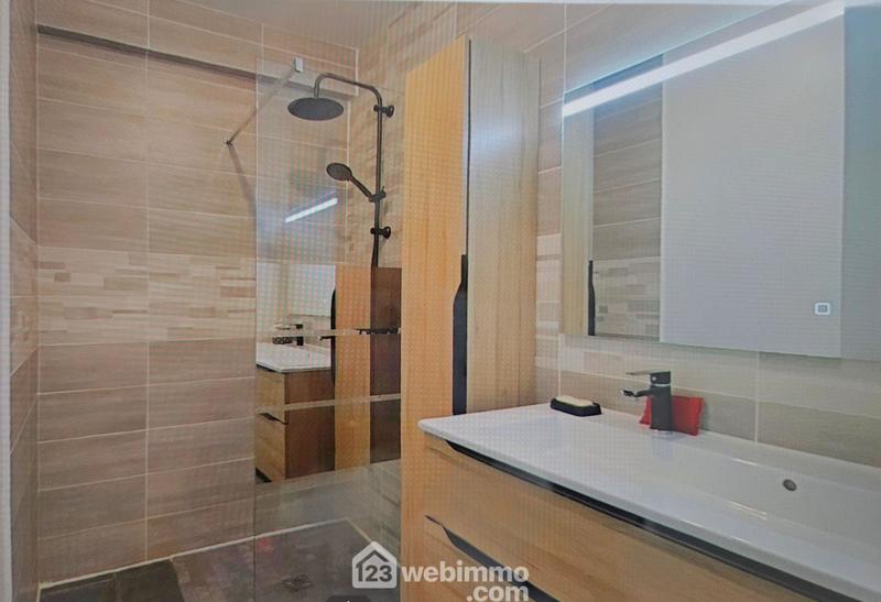 Maison - 96 m² - 4 pièces