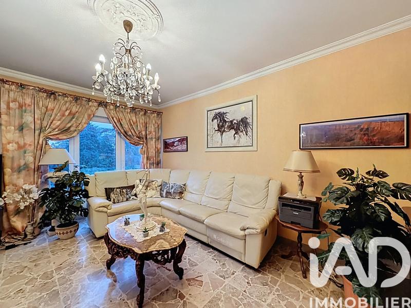 Appartement - 145 m² - 5 pièces