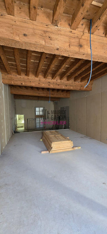 Maison - 200 m² - 6 pièces