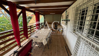 Maison - 80 m² - 3 pièces