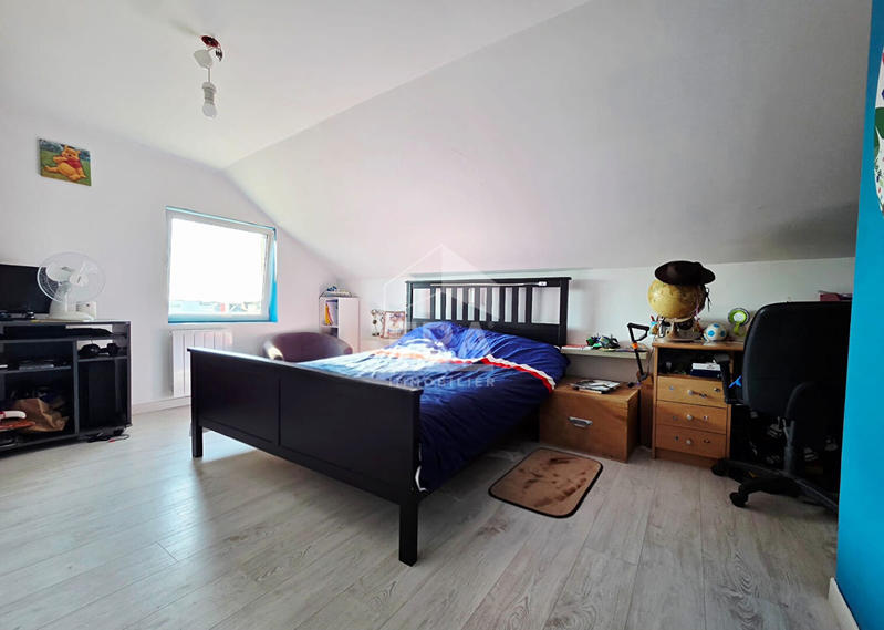 Maison - 141 m² - 6 pièces