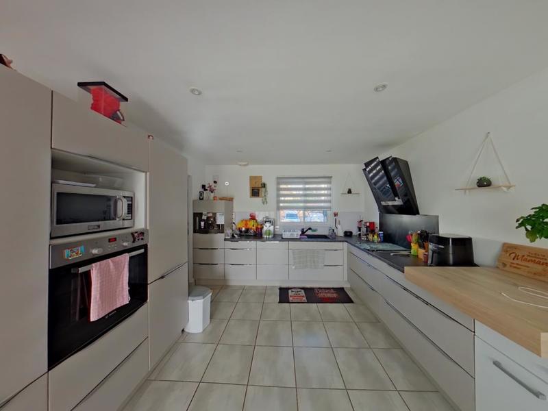 Villa - 92 m² - 4 pièces