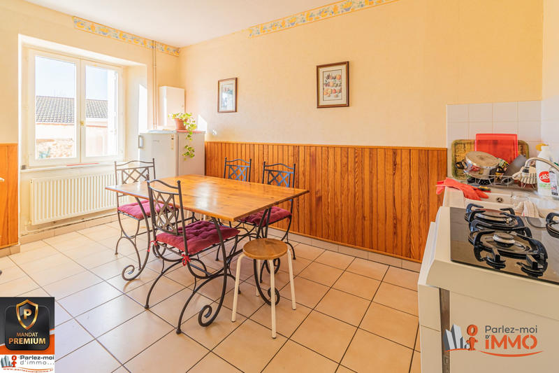 Maison - 110 m² - 4 pièces