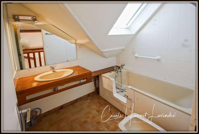 Maison - 110 m² - 6 pièces