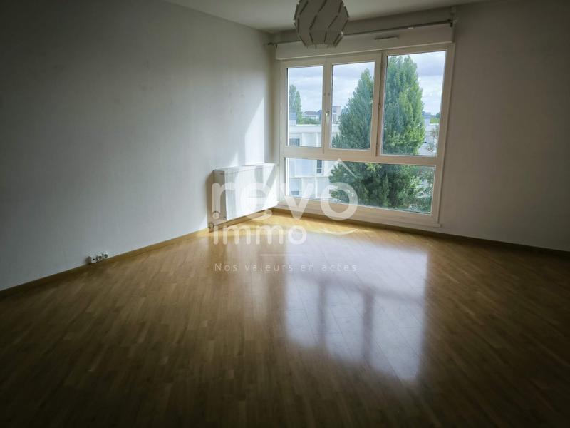 Appartement - 81 m² - 4 pièces