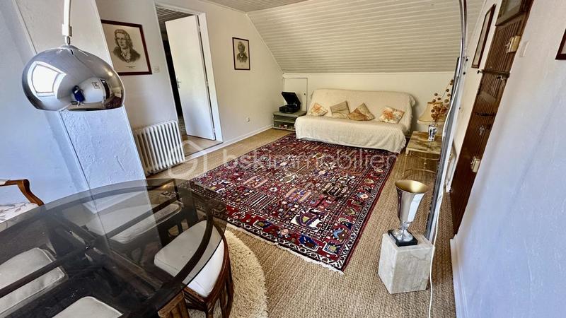 Maison - 145 m² - 8 pièces