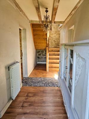 Maison - 157 m² - 8 pièces