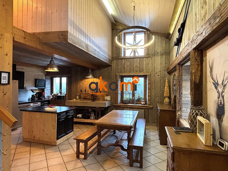 Maison - 510 m² - 20 pièces