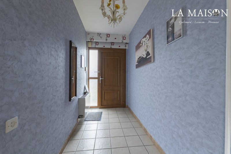 Maison - 101 m² - 5 pièces