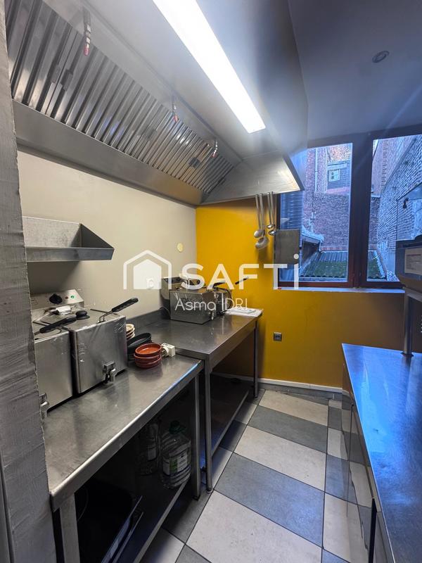 Local commercial - 140 m² - 5 pièces