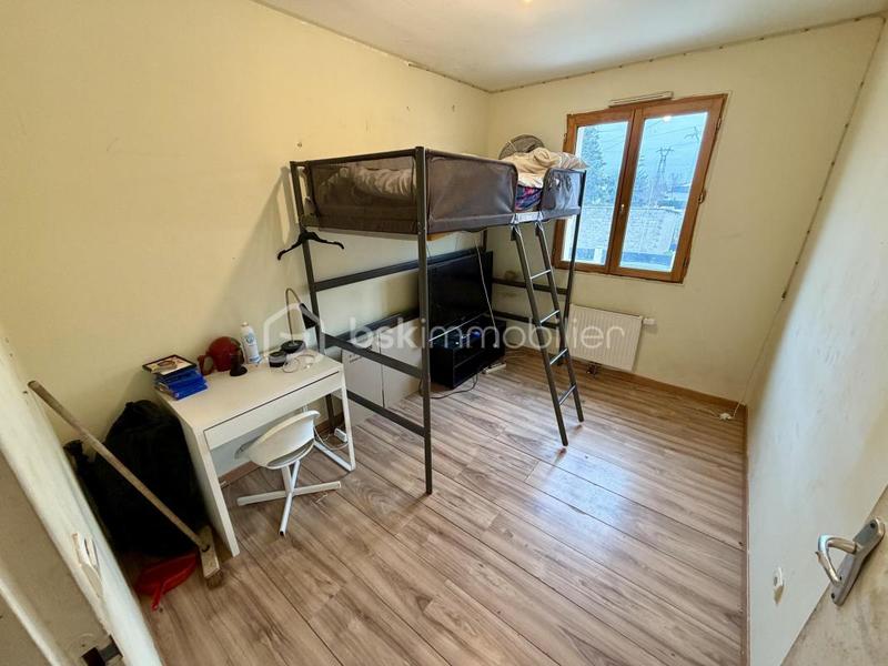 Maison - 100 m² - 6 pièces