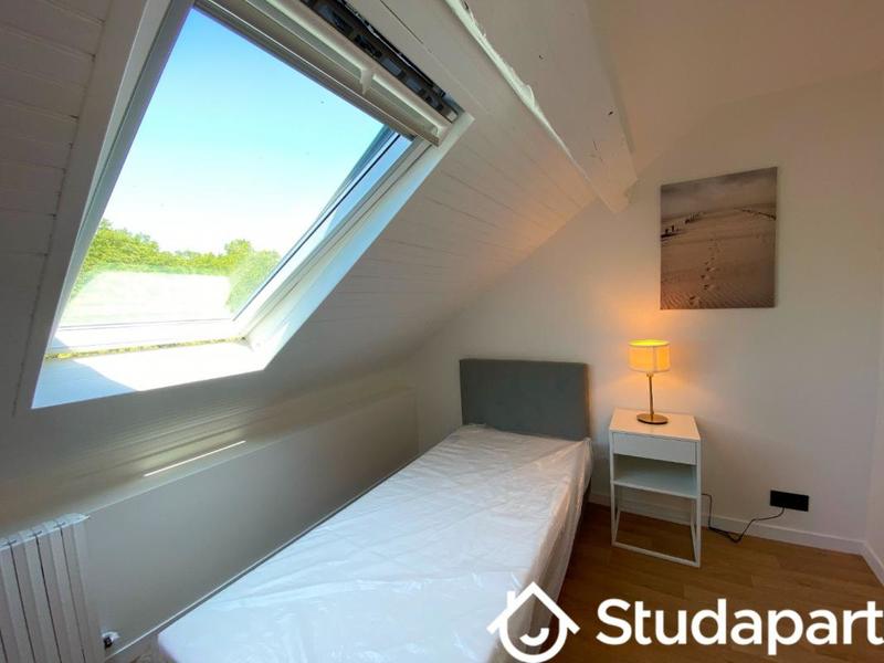 Maison - 300 m² - 1 pièce