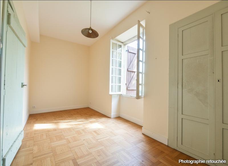 Maison - 180 m² - 6 pièces