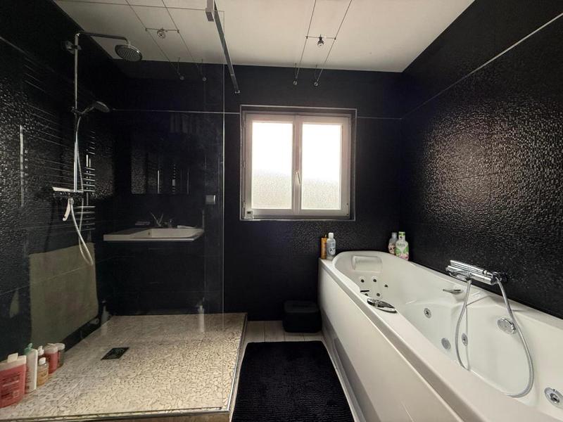 Maison - 103 m² - 4 pièces