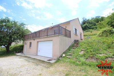 Villa - 90 m² - 4 pièces